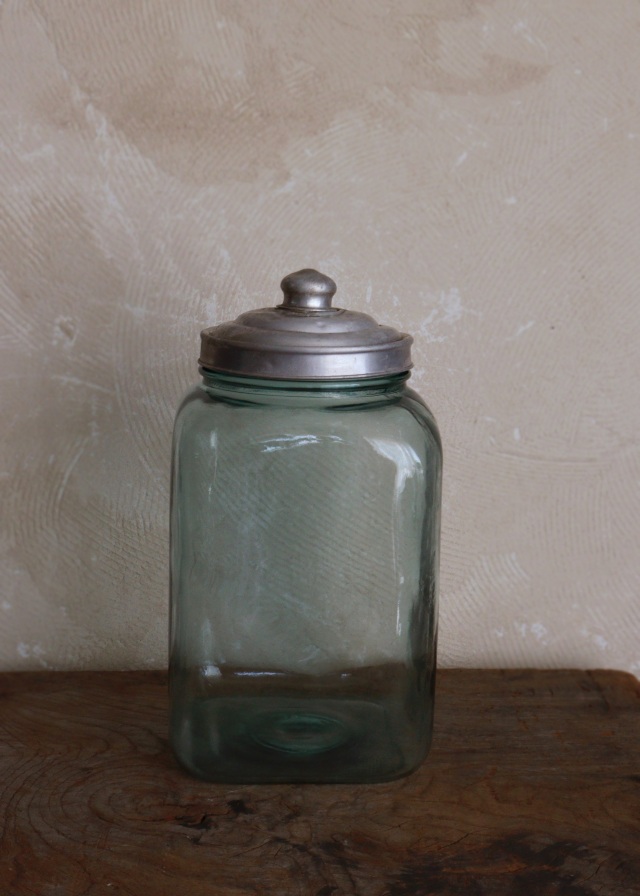 古いガラス瓶　アルミ蓋　保存瓶　古道具　透明ガラス　アンティーク　ガラスボトル