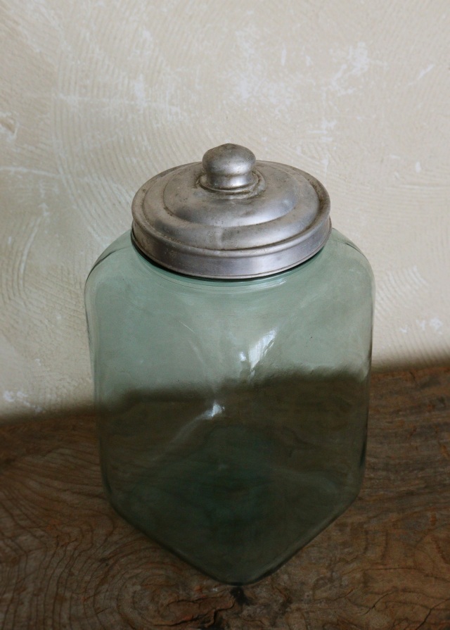 古いガラス瓶　アルミ蓋　保存瓶　古道具　透明ガラス　アンティーク　ガラスボトル　